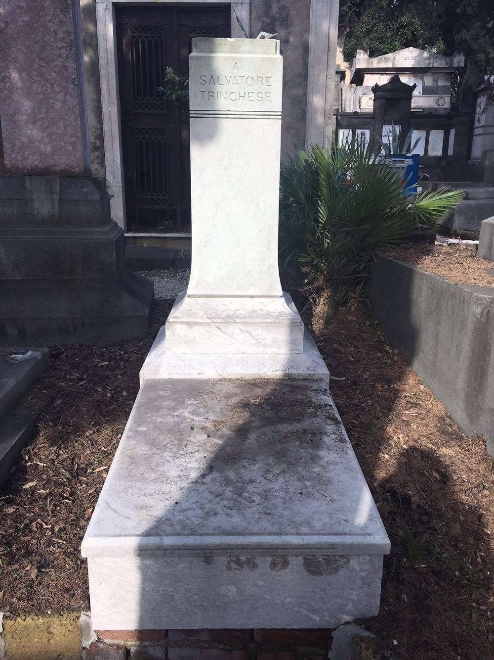 Salvatore Trinchese's tomb (3).jpg